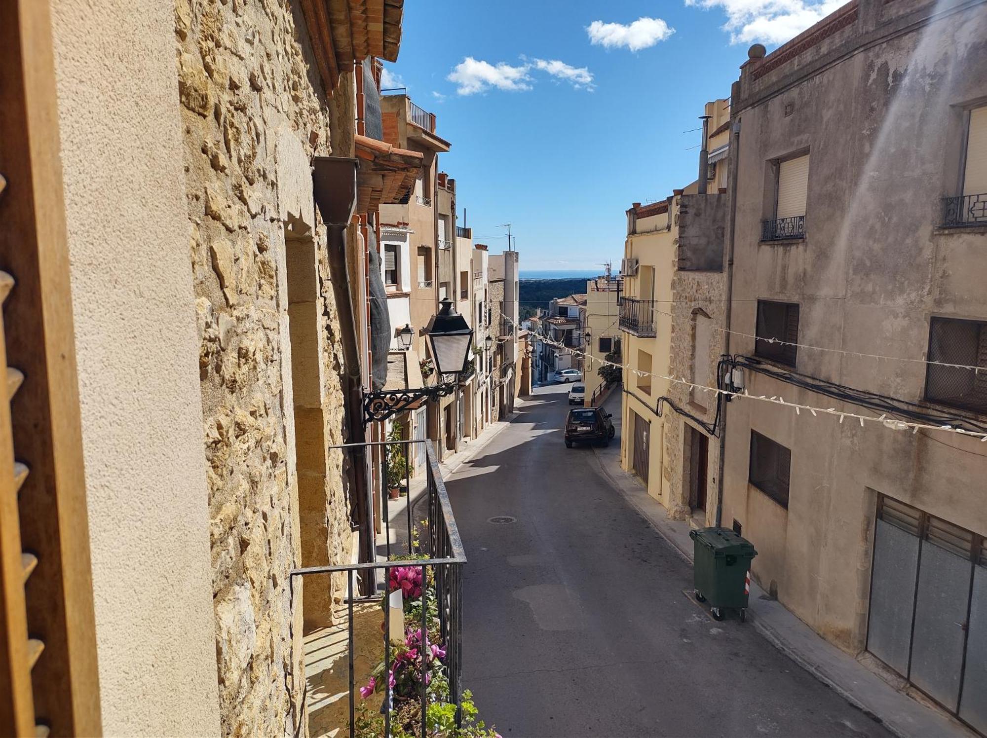 Tranquil And Spacious Townhouse In Historical And Picturesque Cervera Del Maestre Extérieur photo