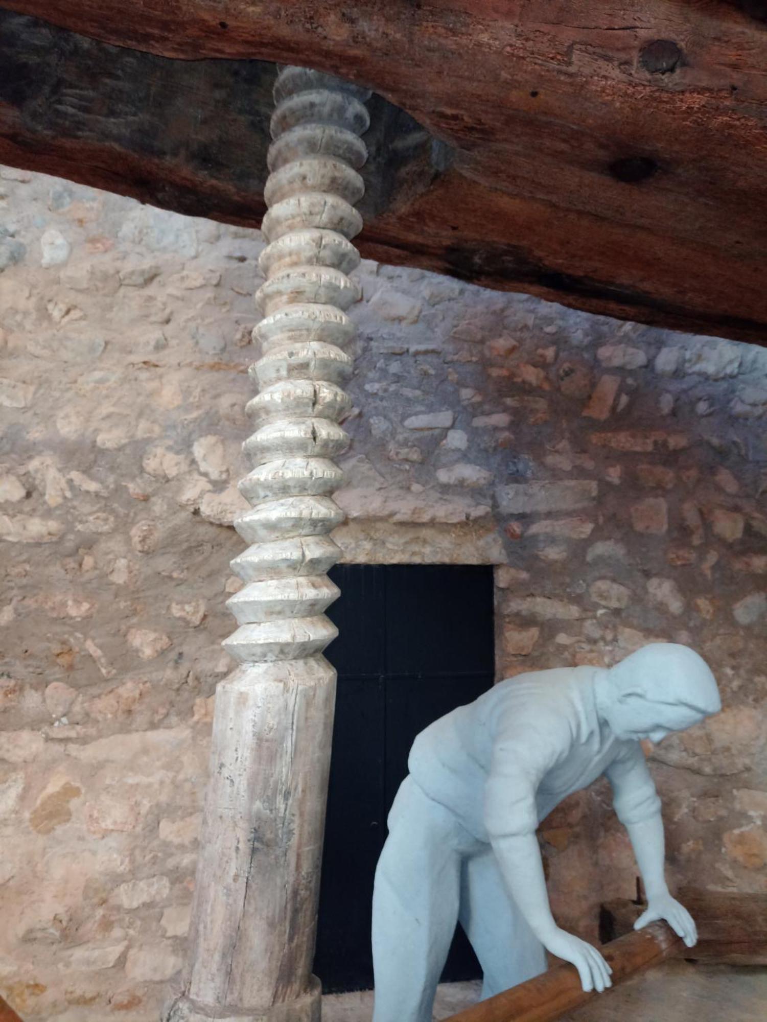 Tranquil And Spacious Townhouse In Historical And Picturesque Cervera Del Maestre Extérieur photo